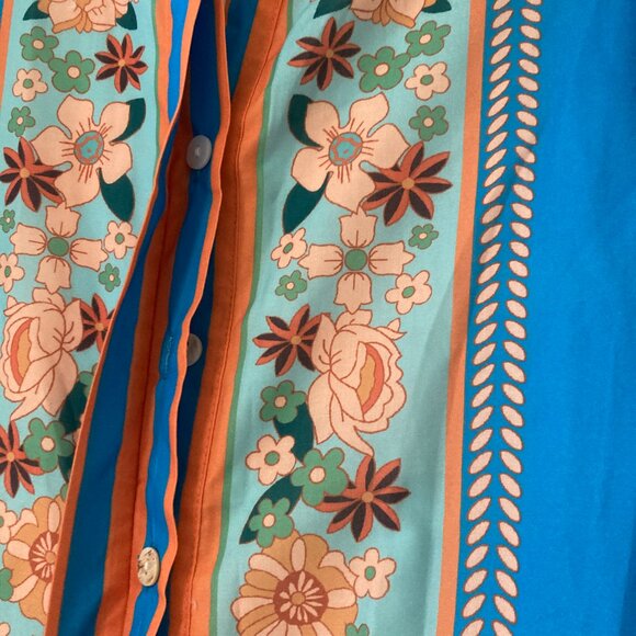 Fun Floral Dress - Picture 3 of 4